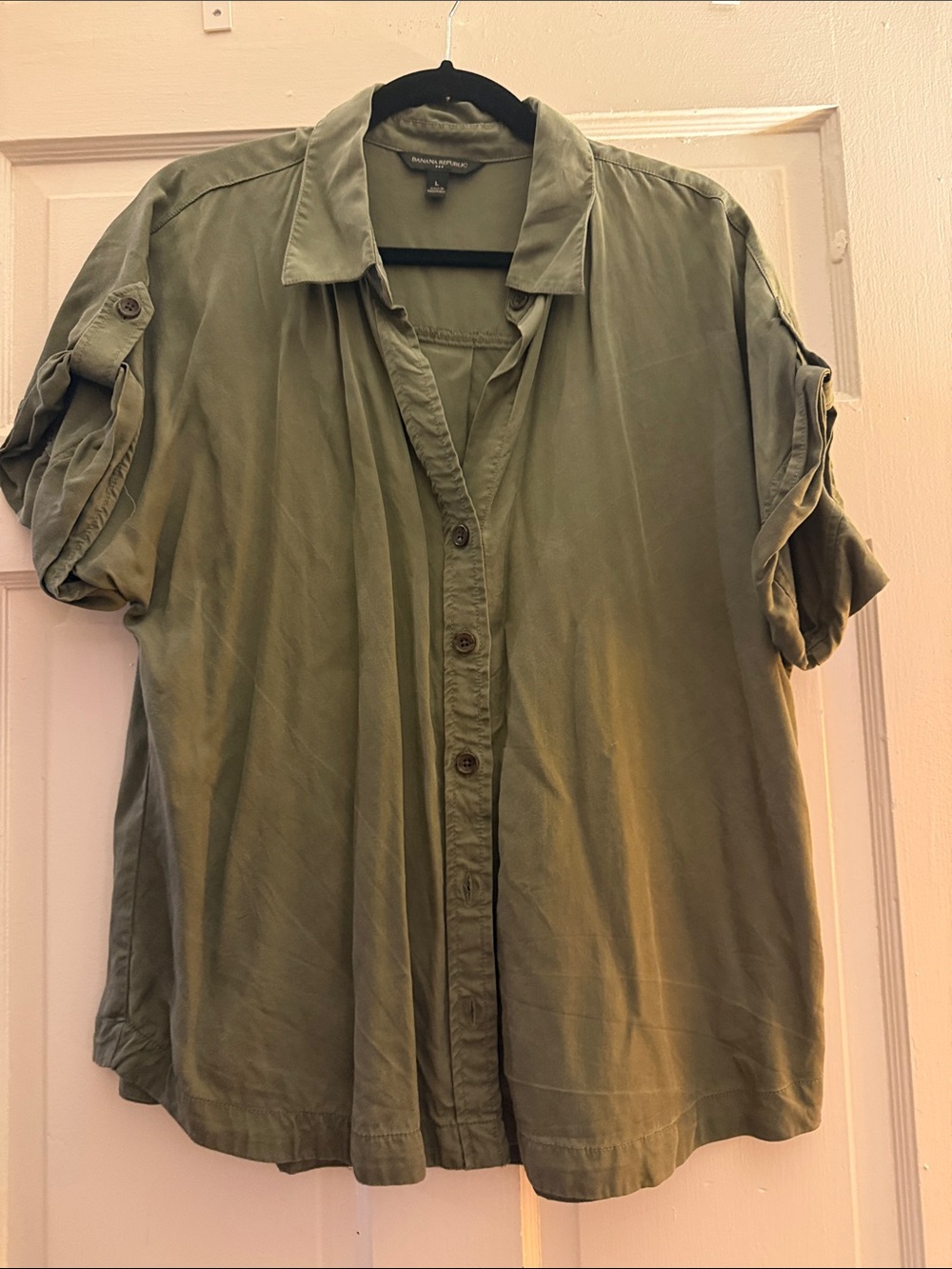 Banana Republic Olive Green Button-Up Shirt